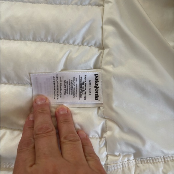 Patagonia women’s Down Sweater jacket - Picture 5 of 6